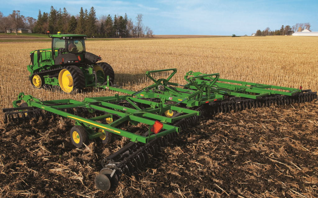 John Deere 2623 tandem disks